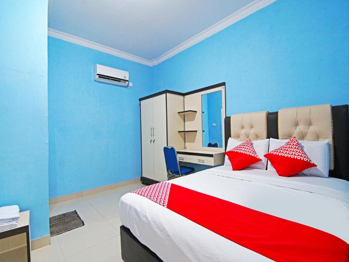 Oyo 90752 Ridho Guest House Syariah Dumai Bagian luar foto