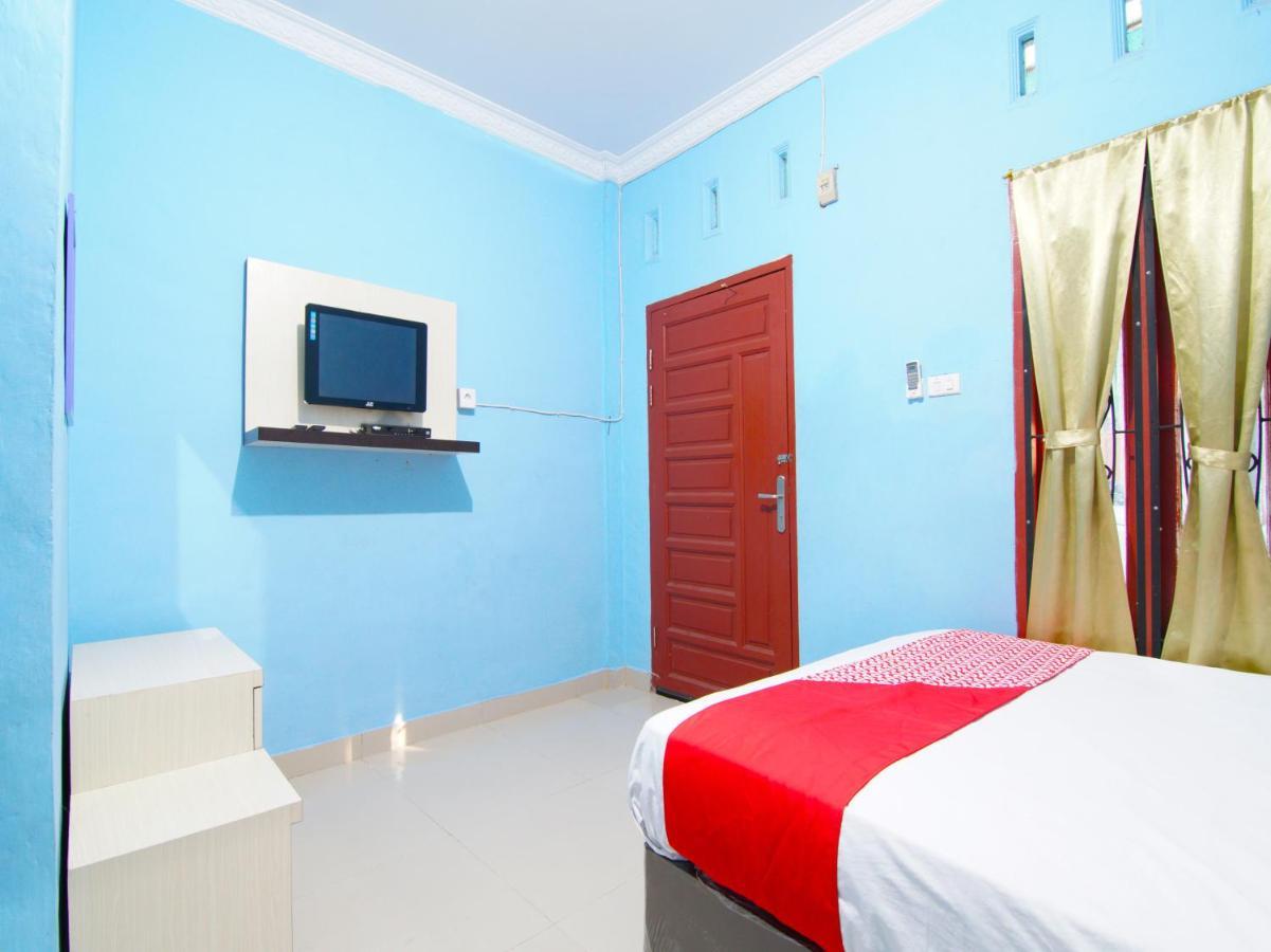 Oyo 90752 Ridho Guest House Syariah Dumai Bagian luar foto