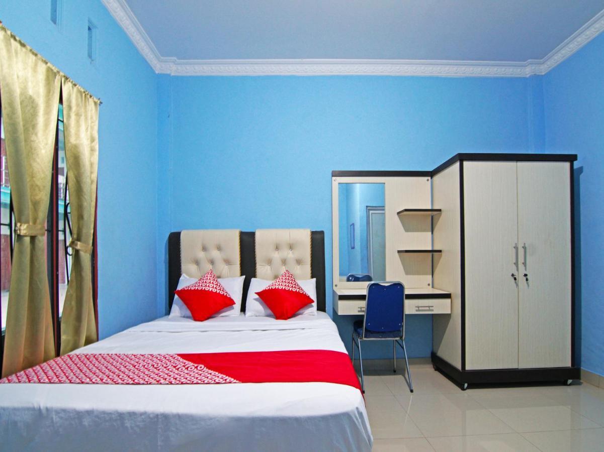 Oyo 90752 Ridho Guest House Syariah Dumai Bagian luar foto