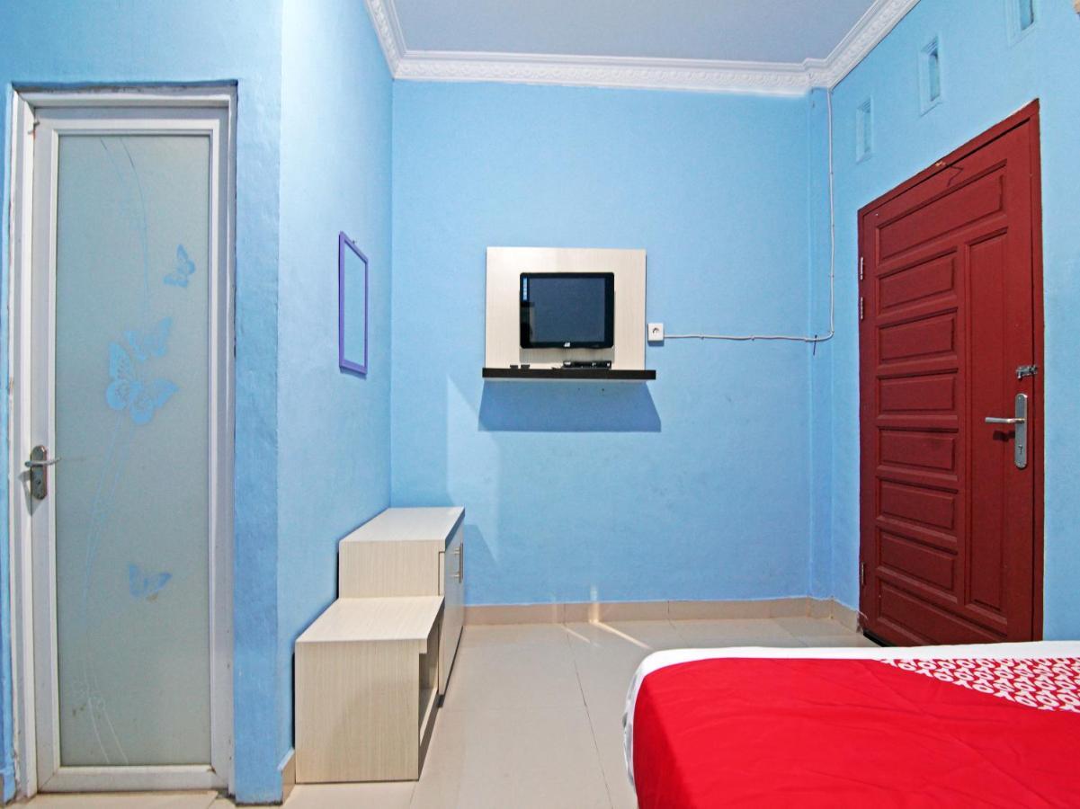 Oyo 90752 Ridho Guest House Syariah Dumai Bagian luar foto